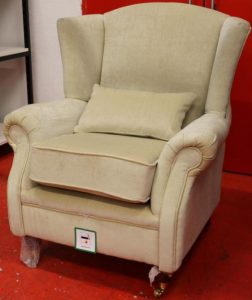 wing-chair-velluto-chiffon-product-google-base